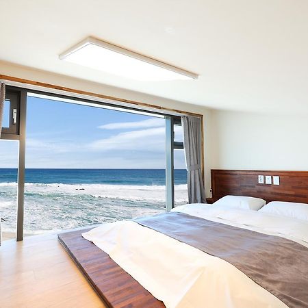 Pool Villa K Gangneung Luaran gambar
