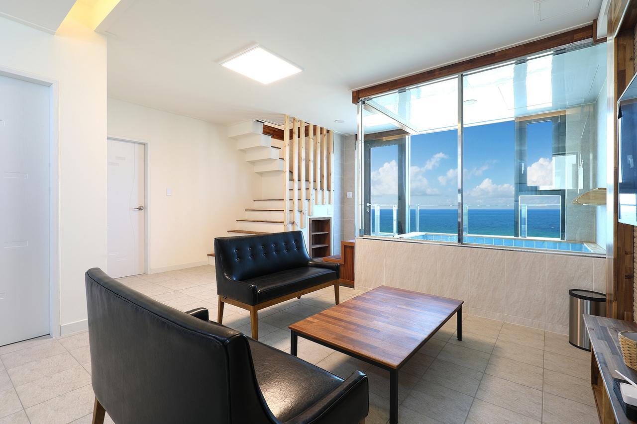 Pool Villa K Gangneung Luaran gambar