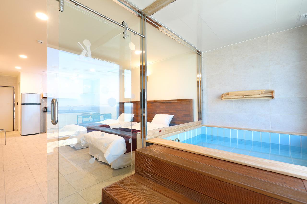 Pool Villa K Gangneung Luaran gambar